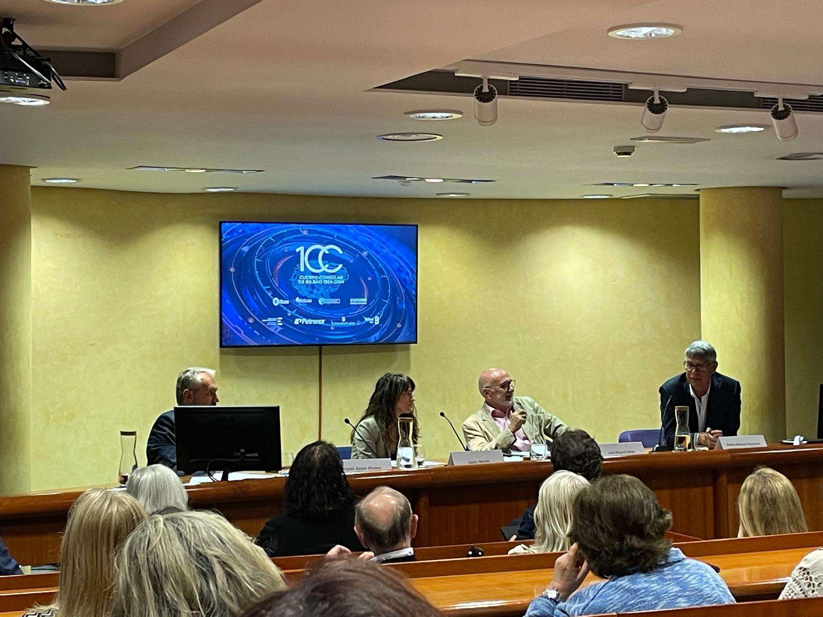Sesión en la cámara de comercio de Bilbao: Aplicaciones de la Inteligencia Artificial y sus Efectos en la Competitividad, el Empleo y la Diplomacia